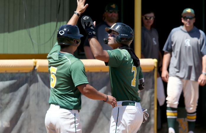Kiko Romero touches home plate-Photo-Oscar Perez Pinal Central